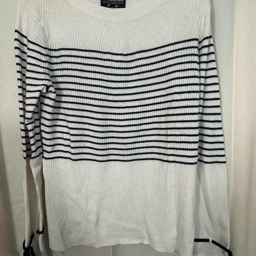 Banana Republic Navy & Cream Ribbed Sweater XL